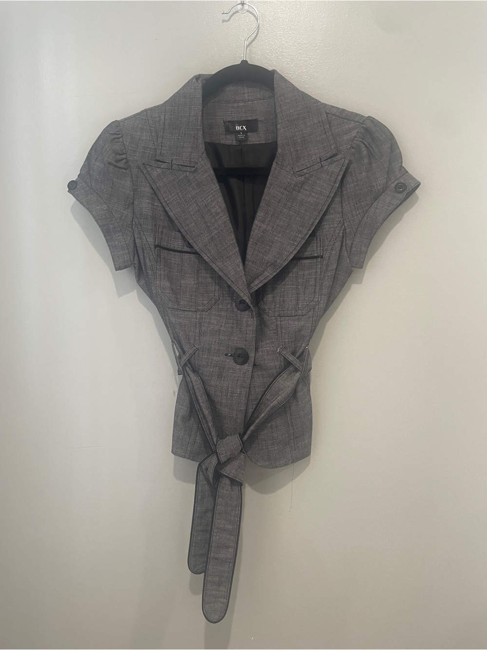 BCX Gray Short-Sleeve Tailored Blazer with Belt
